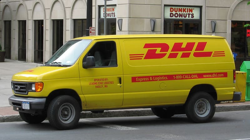 gruzovik-dhl.jpg